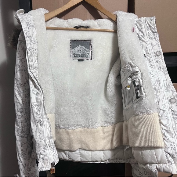 Aritzia TNA Kaleidoscope Hooded Jacket Graphic Medium White - Picture 3 of 10